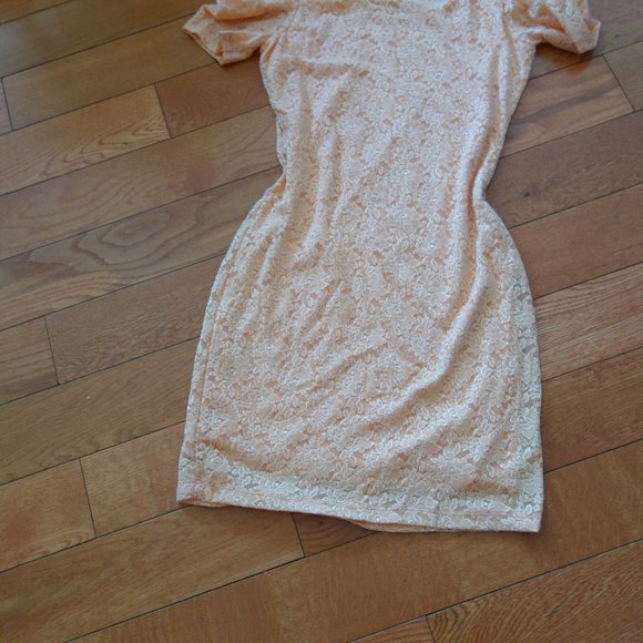Forever 21 XXI Peach Lace Overlay Cinderella Elegant Cocktail Dress Size Small - Picture 12 of 16